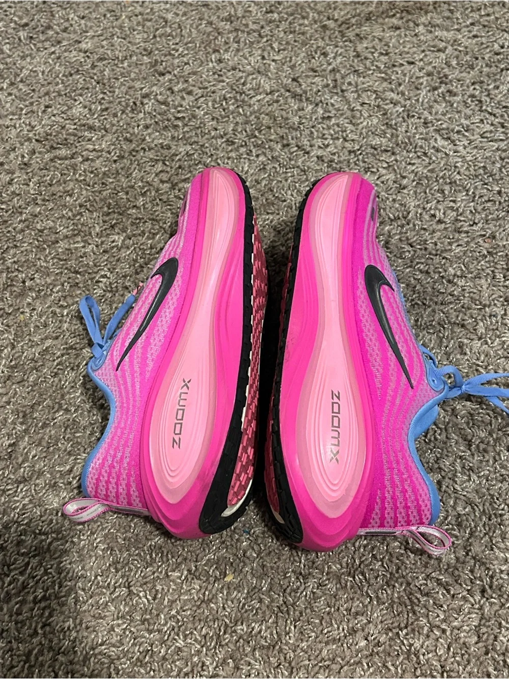 Nike Vomero Plus Road Running Shoes Women’s in Royal Fire Pink , size 10